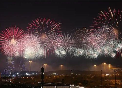 丘北县焰火晚会